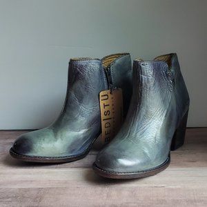 BED STU Yell Ankle Boots in Blue Lux